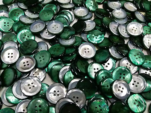 Shell buttons